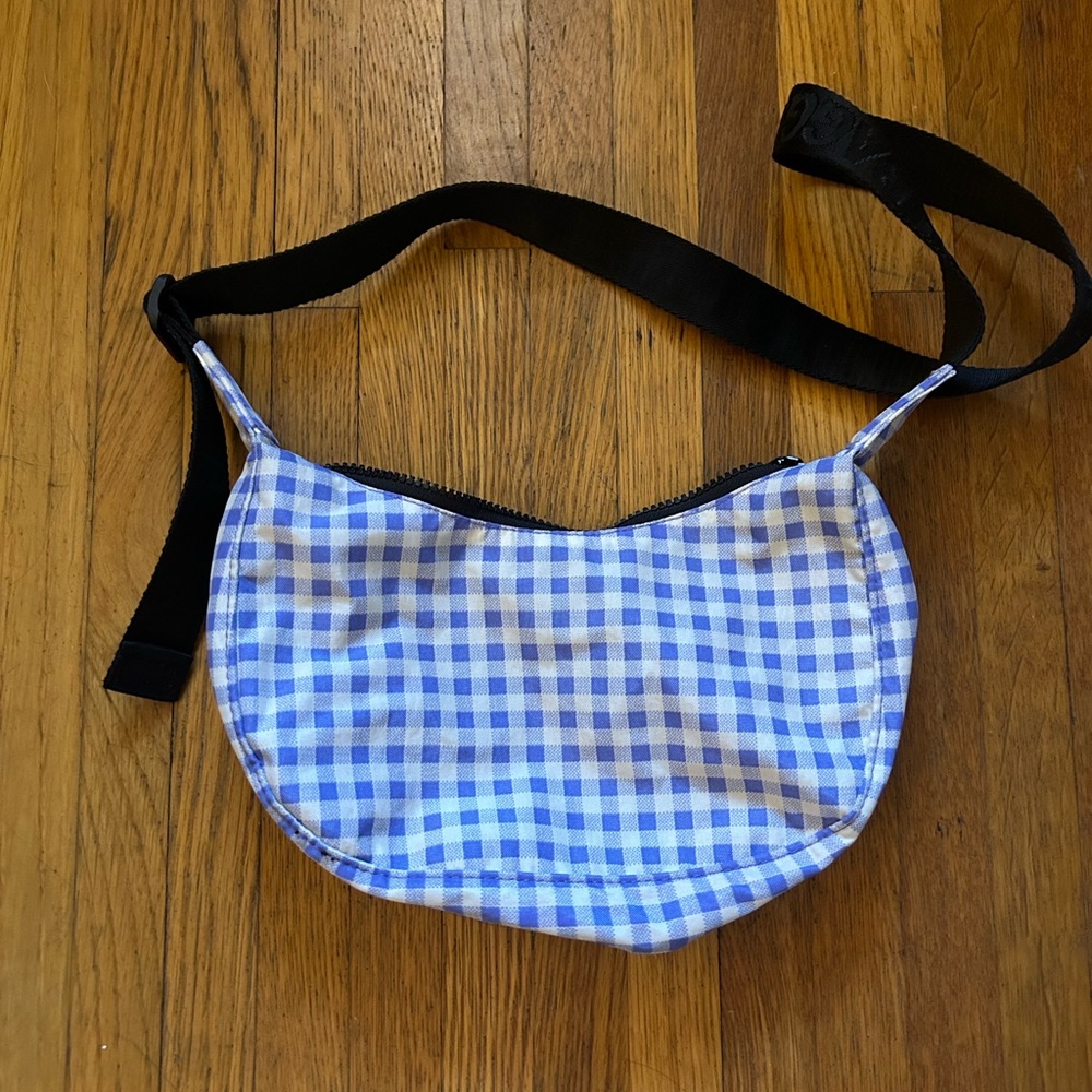 Baggu small blue gingham crescent UO exclusive